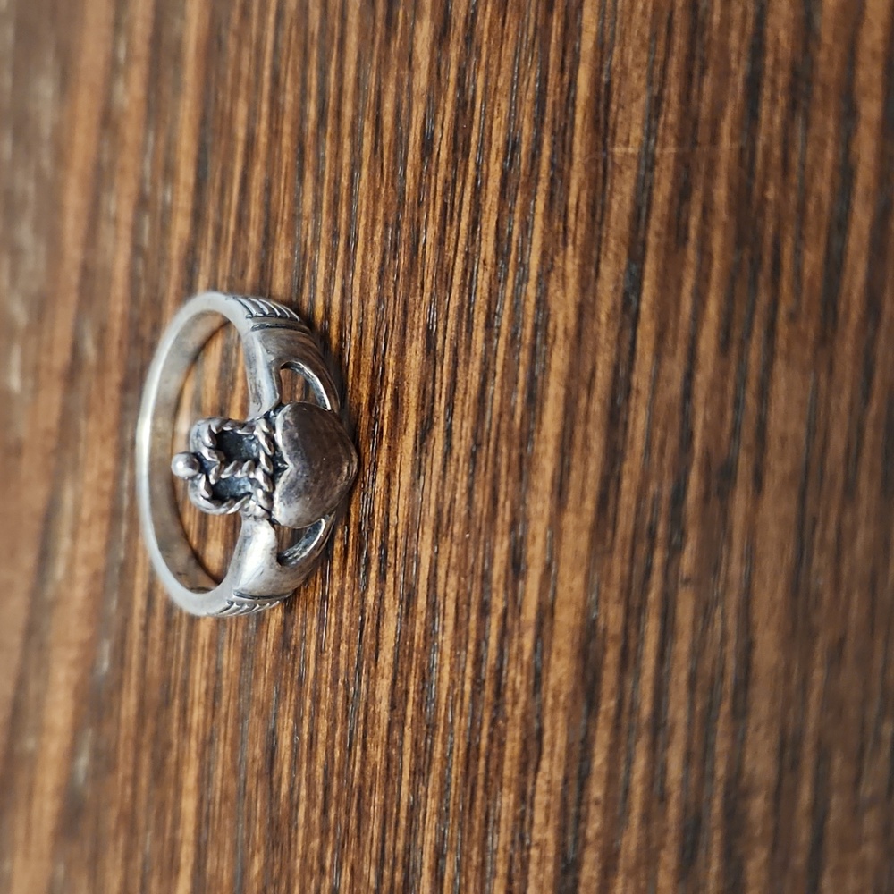 Claudaugh Ring Size 8